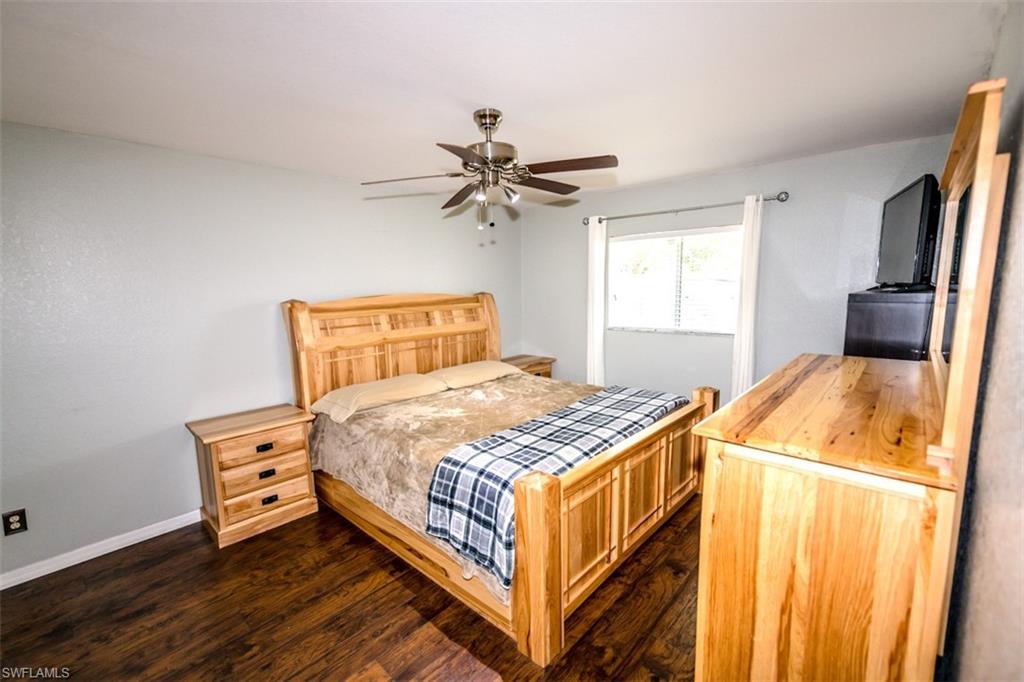 501 24th Ter Property Photo 34