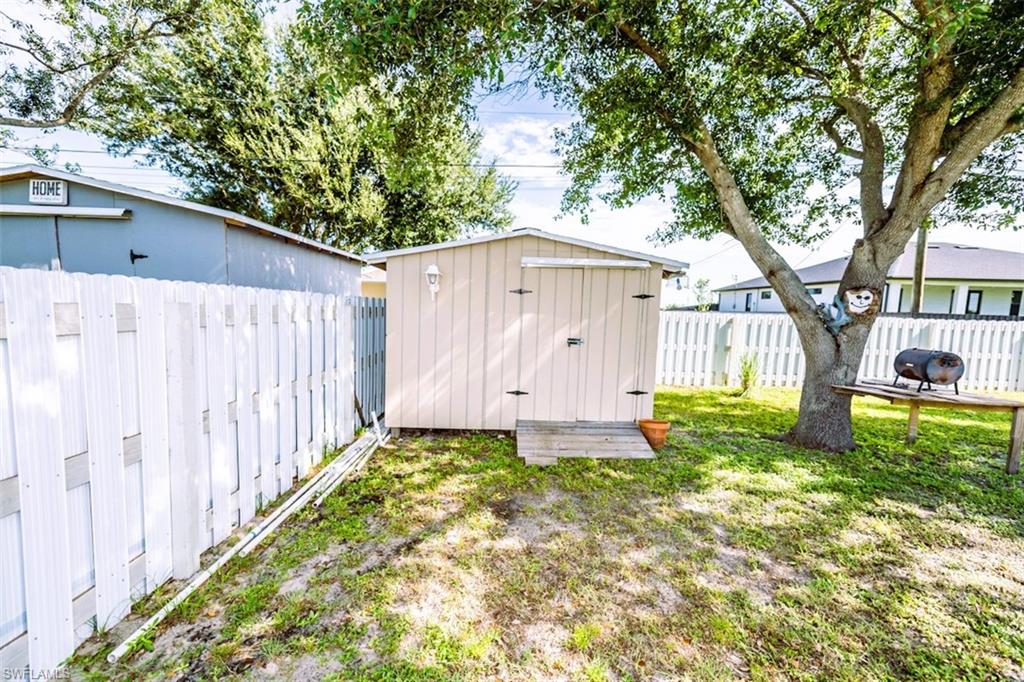501 24th Ter Property Photo 47