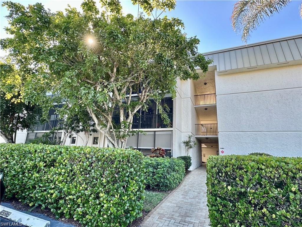 788 Park Shore Dr A29 Property Photo 2