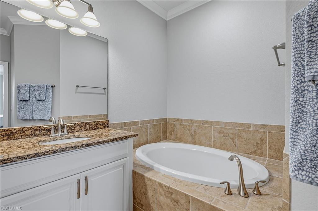 3153 Aviamar Cir 202 Property Photo 15