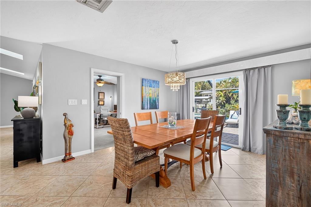 27115 Belle Rio Dr Property Photo 17