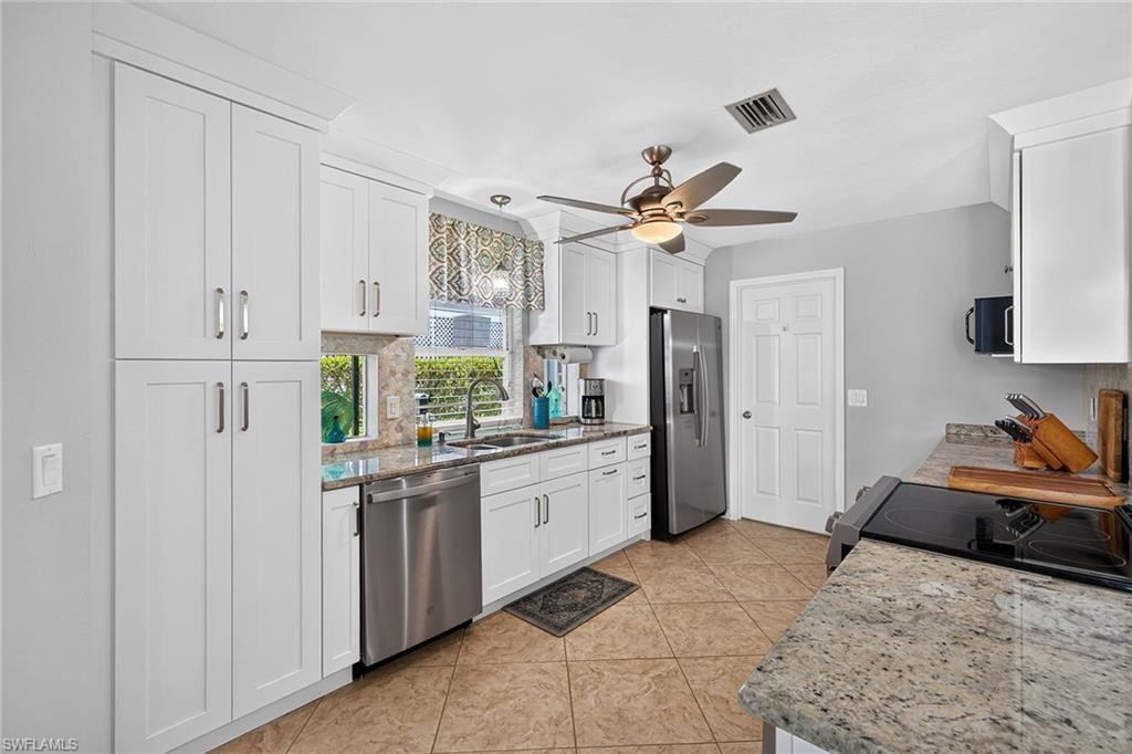 27115 Belle Rio Dr Property Photo 23