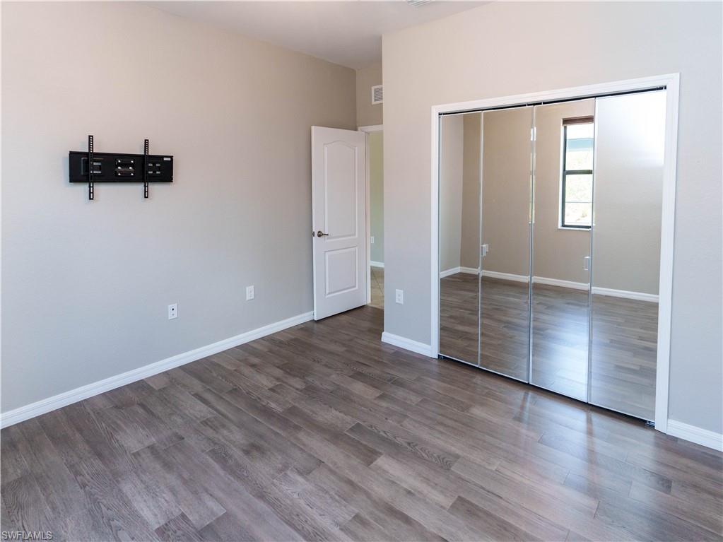 1588 Vizcaya Ln Property Photo 32