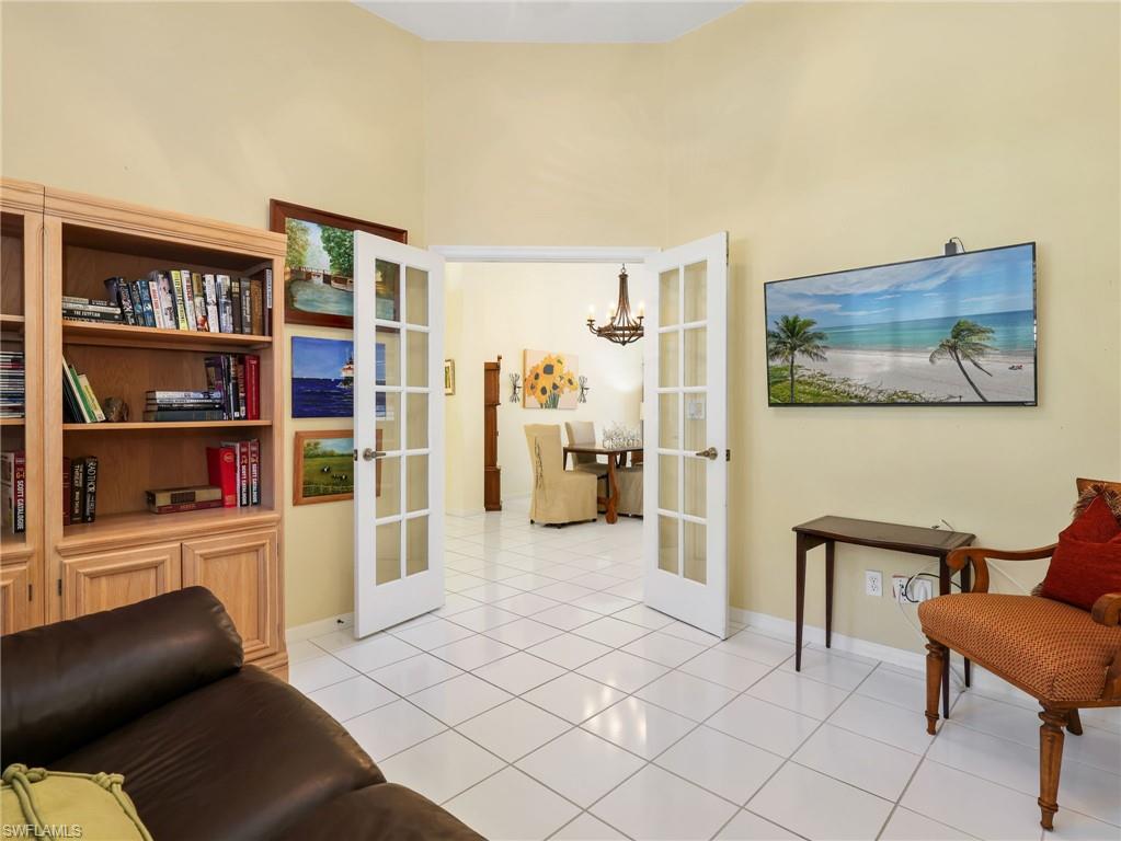 6832 Compton Ln S Property Photo 17