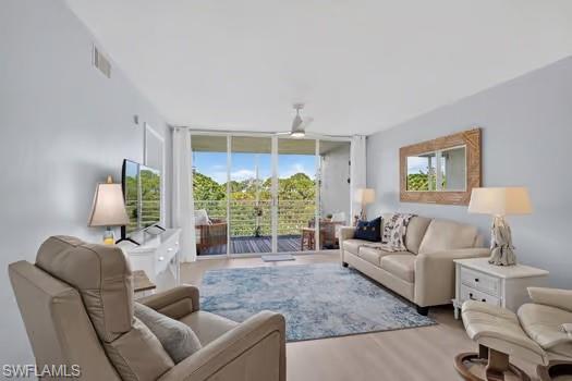 290 Naples Cove Dr 2604 Property Photo 14