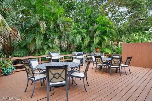 290 Naples Cove Dr 2604 Property Photo 27