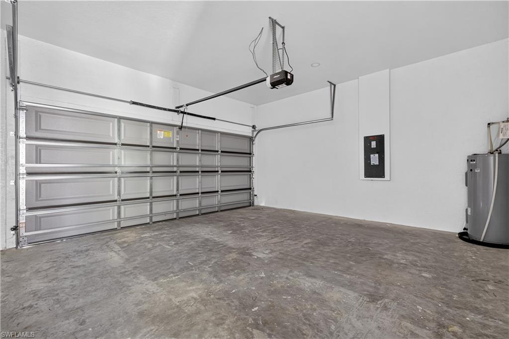 525 Genesee Ave S Property Photo 17