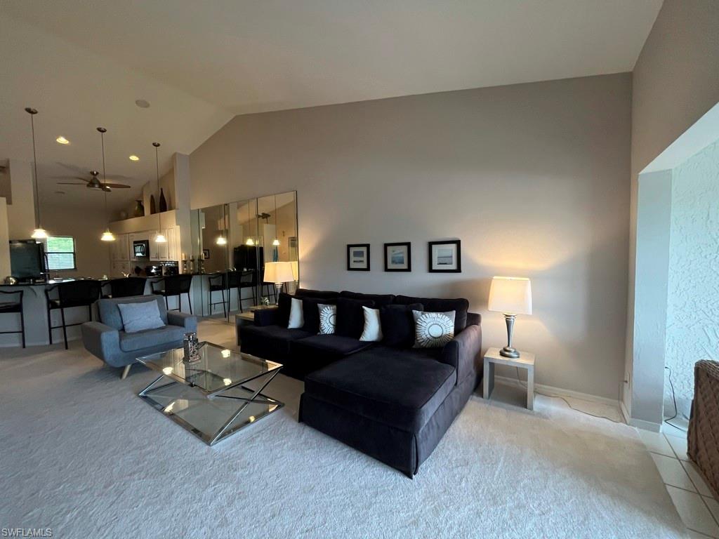513 Lake Louise Cir 202 Property Photo 6