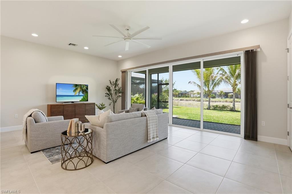 12391 Purple Ficus Way Property Photo 6