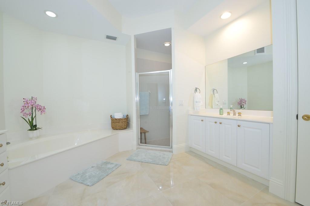 9097 Cherry Oaks Trl 102 Property Photo 7