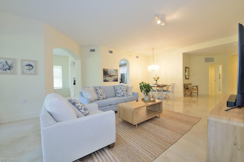 9097 Cherry Oaks Trl 102 Property Photo 8