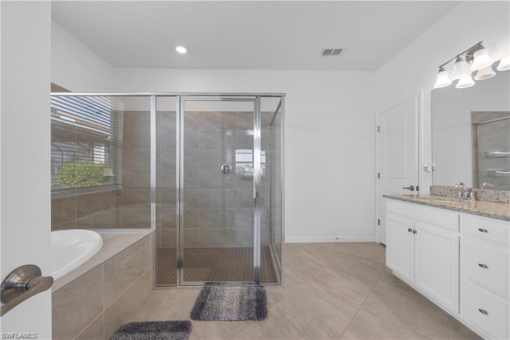 226029139 Property Photo 12