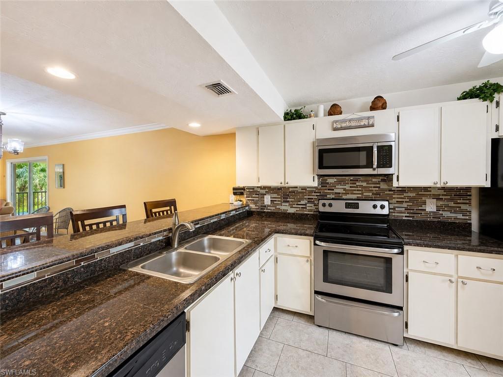 4000 Ice Castle Way 5 Property Photo 6