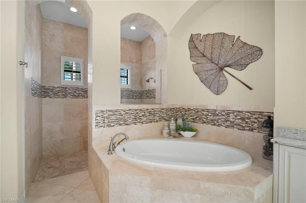 6482 Carema Ln Property Photo 22