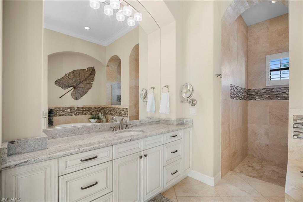 6482 Carema Ln Property Photo 23