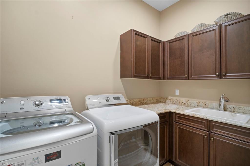 6482 Carema Ln Property Photo 32