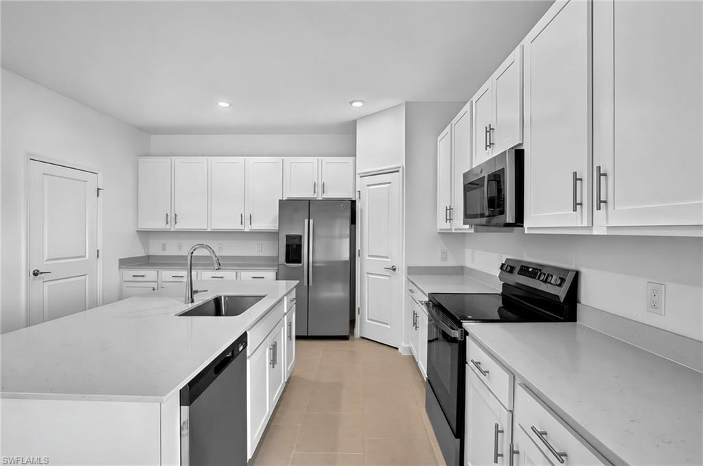 45102 Pipevine Cir Property Photo 5