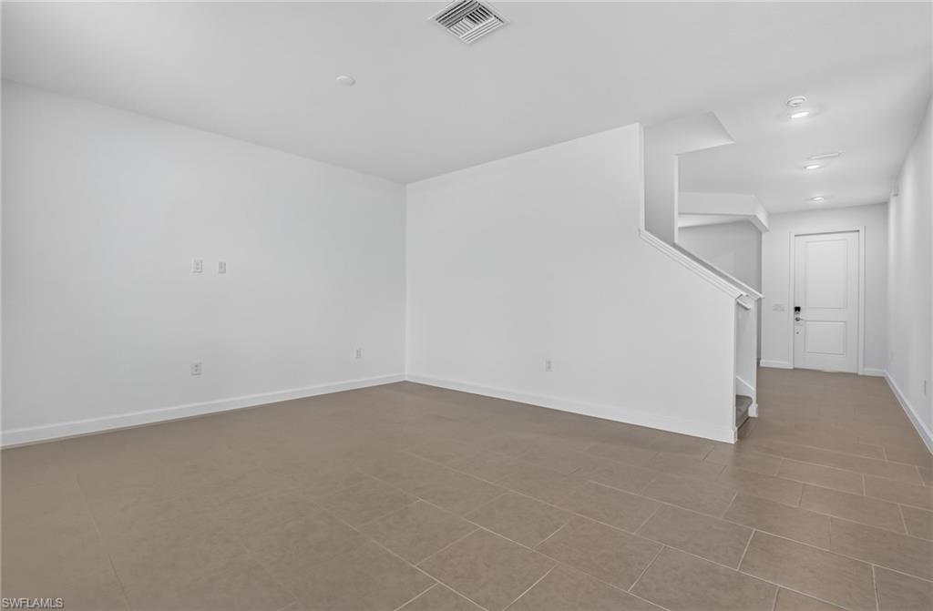 45102 Pipevine Cir Property Photo 7