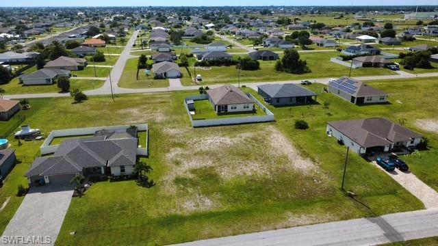 1922 9th Pl Property Photo 2