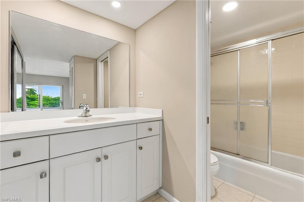 3410 Gulf Shore Blvd N 304 Property Photo 24