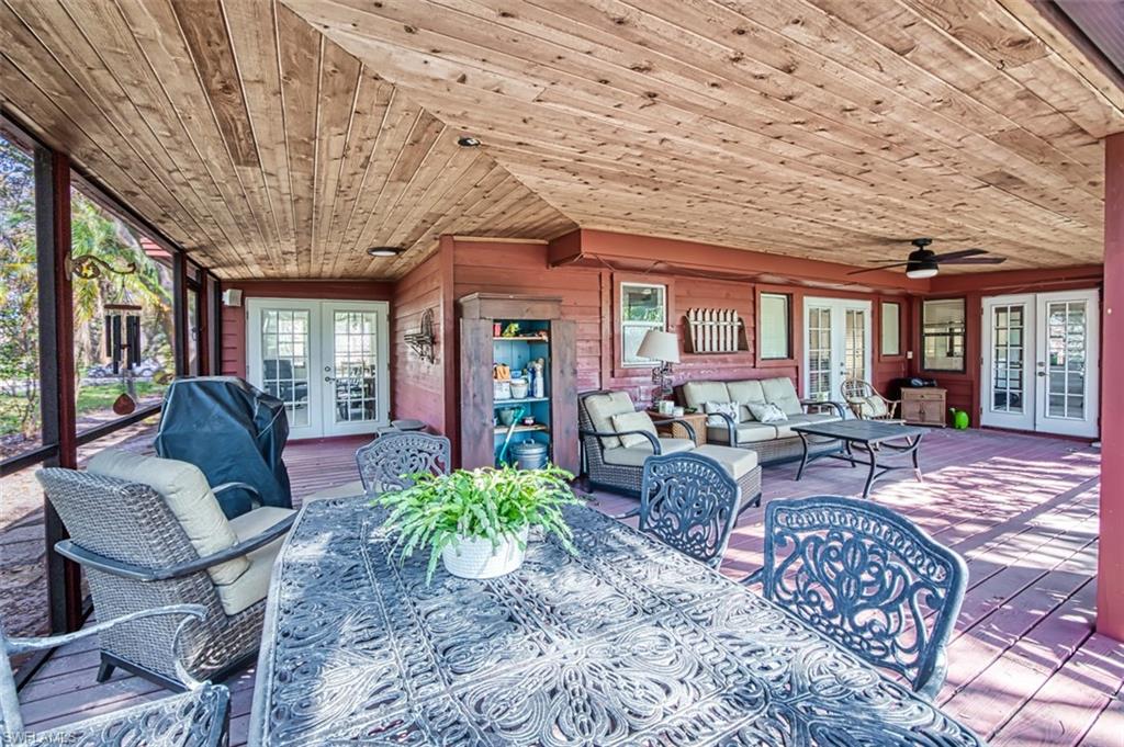 2490 Outrigger Ln Property Photo 18