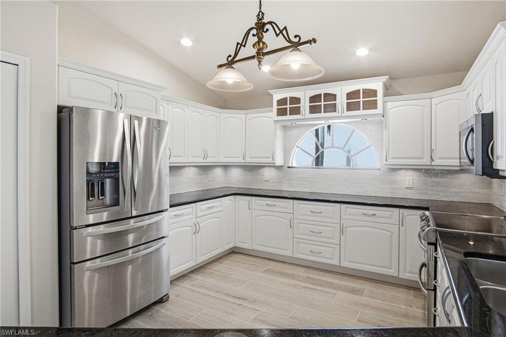 25273 Moriah Ln Property Photo 10