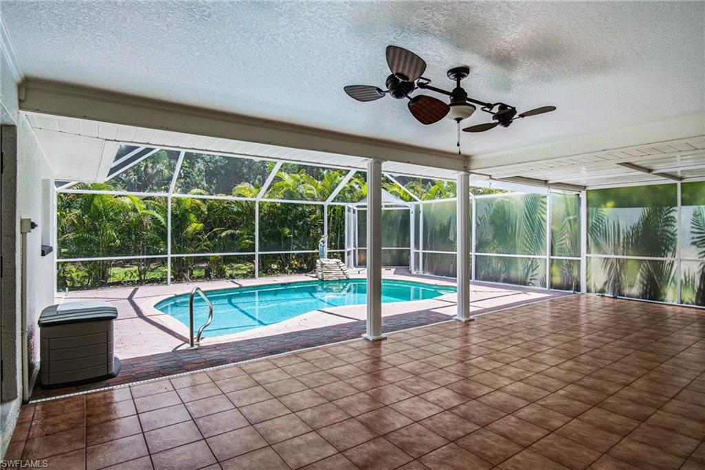 25273 Moriah Ln Property Photo 13