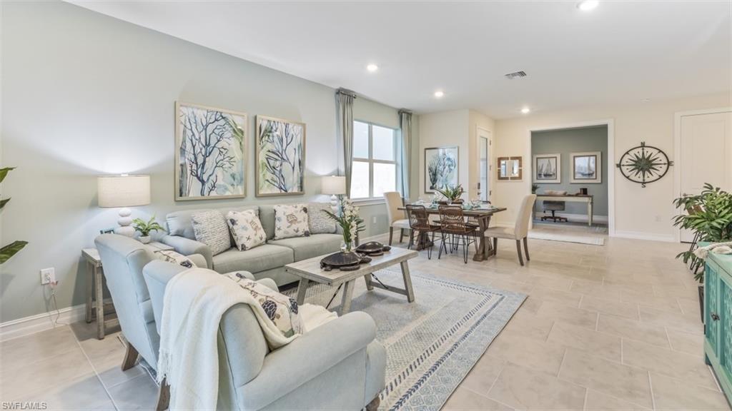 18104 Lagoon Reach Ln Property Photo 3