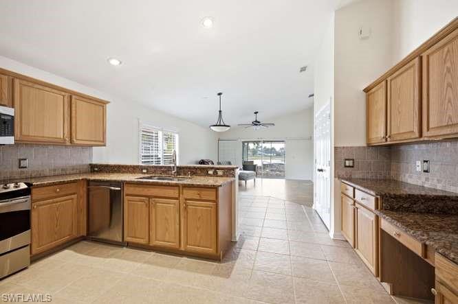 2940 Orange Grove Trl Property Photo 5