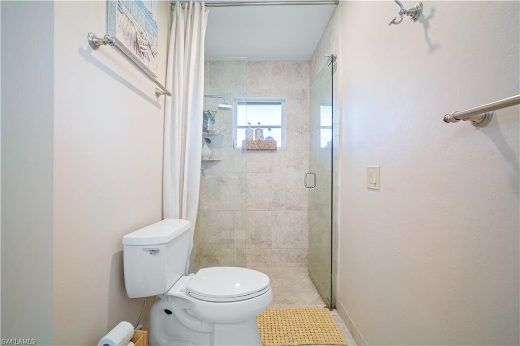 2236 Queens Blvd Property Photo 18