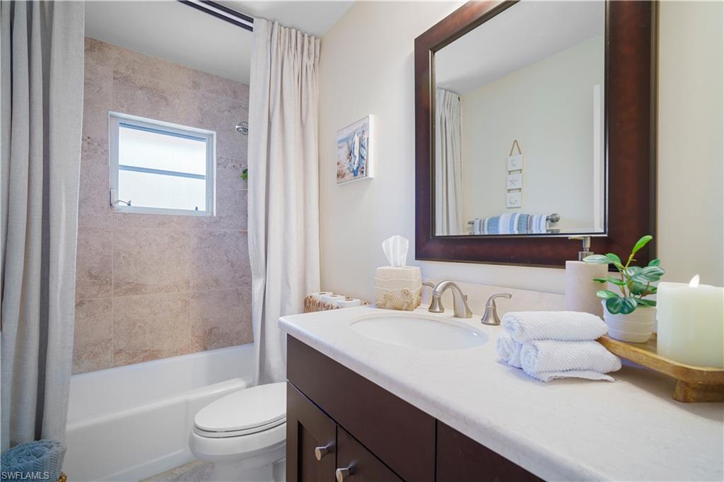 2236 Queens Blvd Property Photo 29