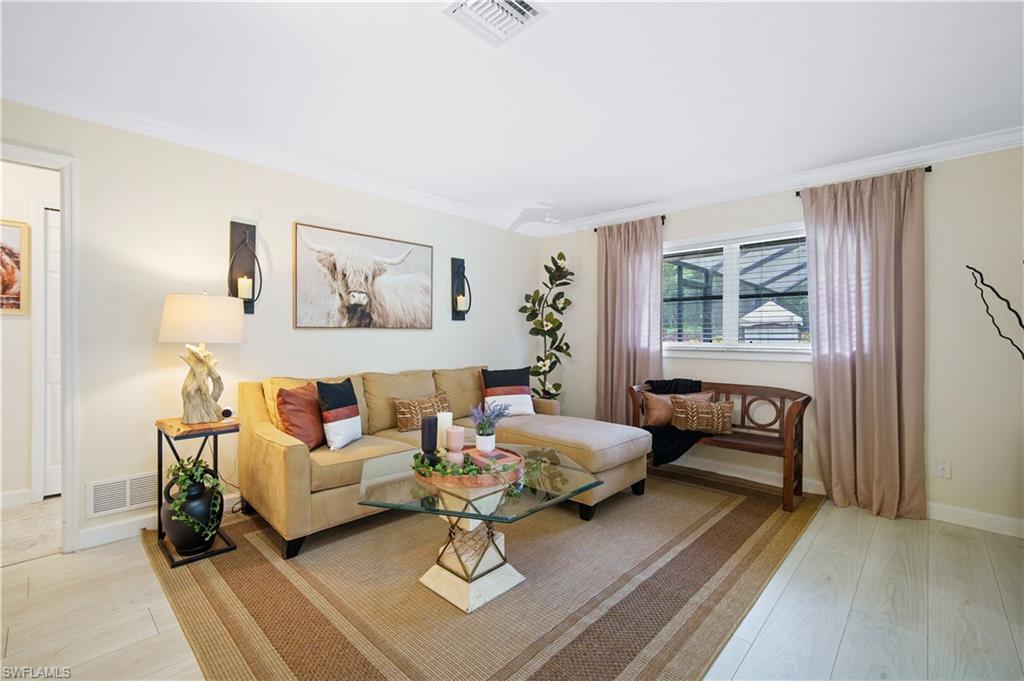 2236 Queens Blvd Property Photo 32