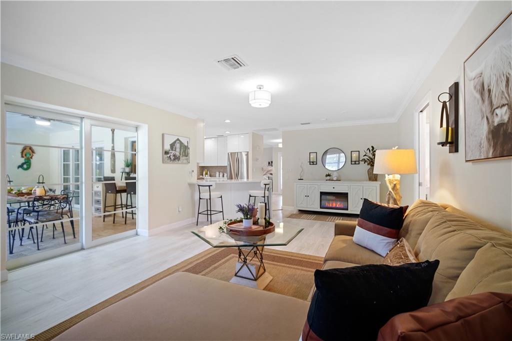 2236 Queens Blvd Property Photo 33