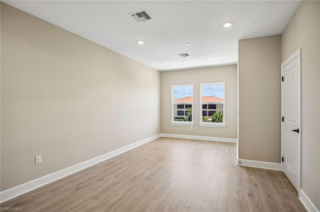 1623 Sea Haven Dr 3-303 Property Photo 5