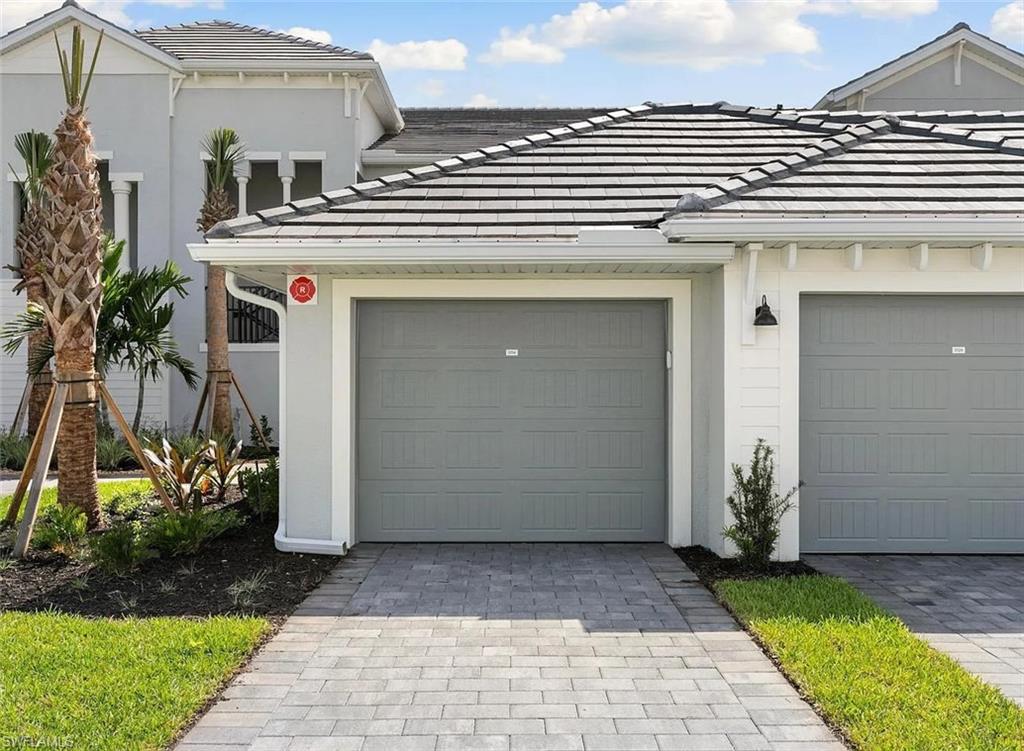 5453 Double Eagle Cir 3114 Property Photo 2