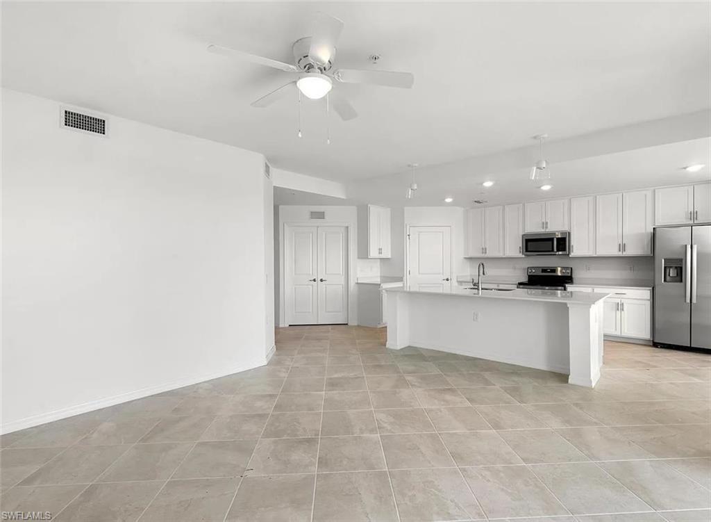 5453 Double Eagle Cir 3114 Property Photo 9