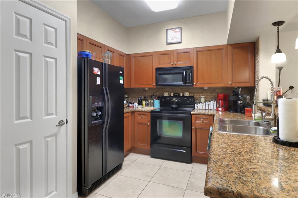 20257 Royal Villagio Ct 106 Property Photo 7