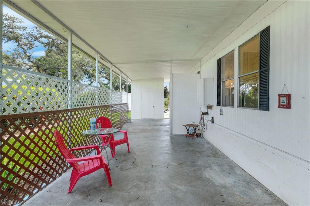 27397 Duvernay Dr Property Photo 6