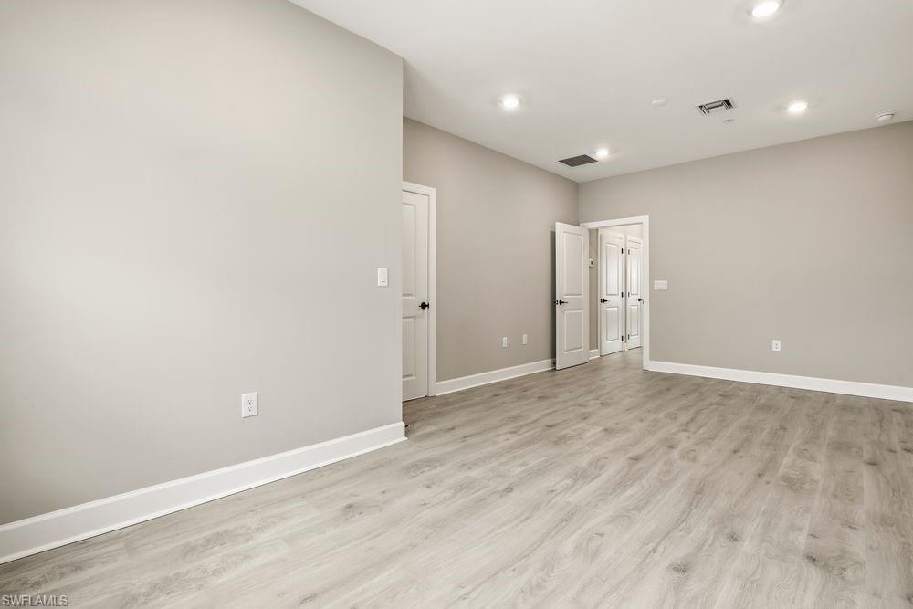 1624 Compass Pointe Ct 2-203 Property Photo 15