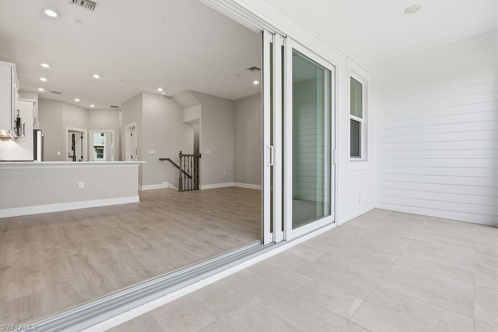 1624 Compass Pointe Ct 2-203 Property Photo 27