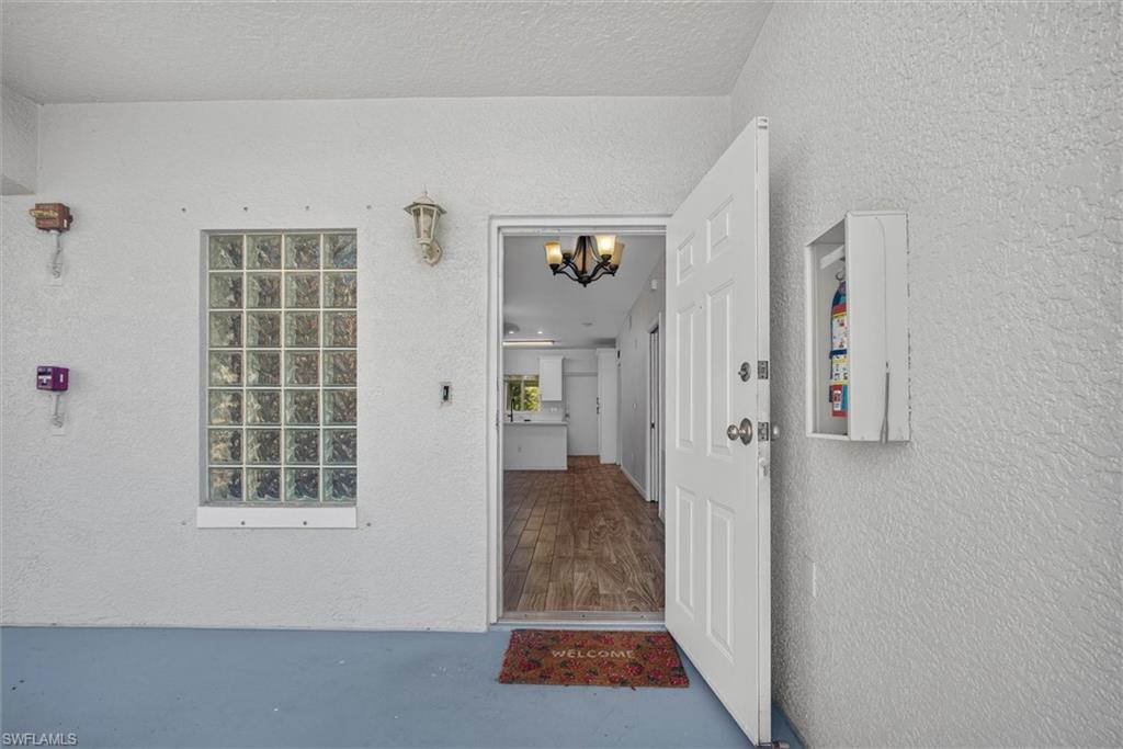 8555 Bernwood Cove Loop 107 Property Photo 3