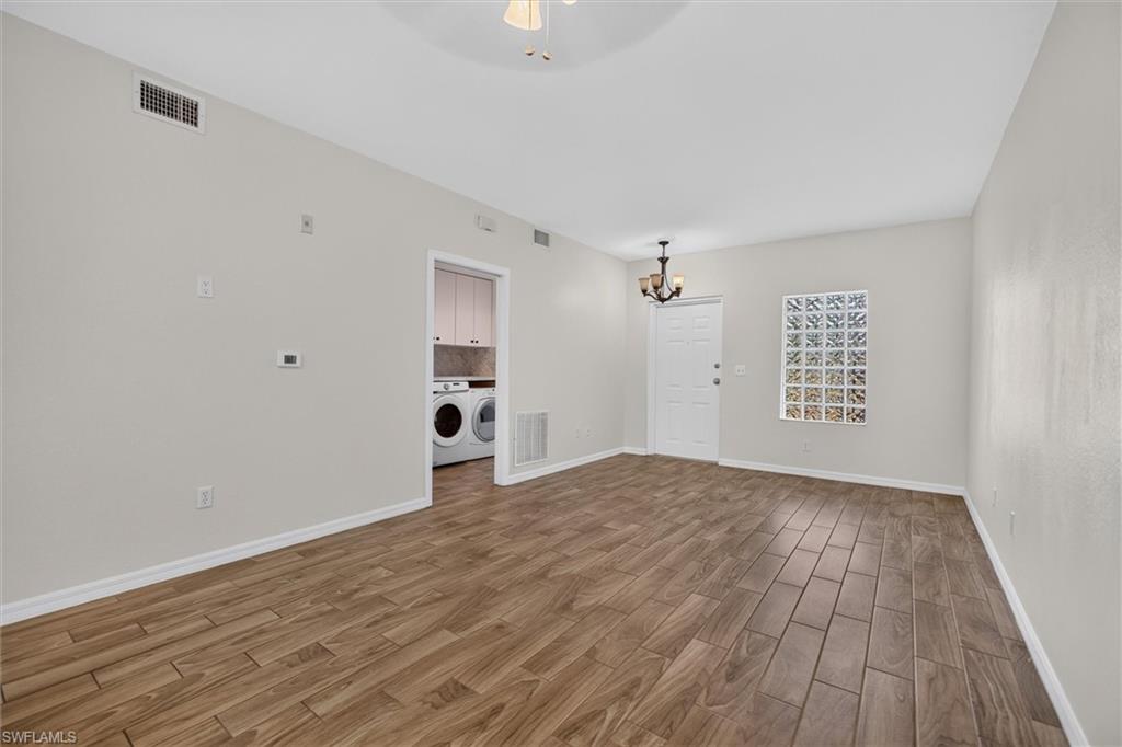 8555 Bernwood Cove Loop 107 Property Photo 6