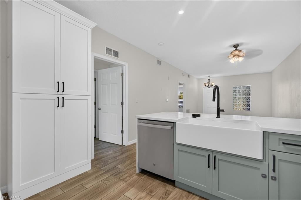 8555 Bernwood Cove Loop 107 Property Photo 10