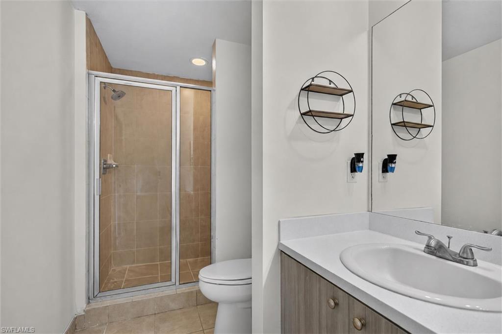 8555 Bernwood Cove Loop 107 Property Photo 26