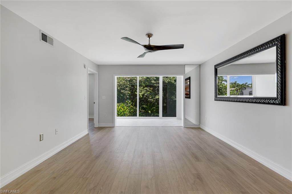 3051 Sandpiper Bay Cir I101 Property Photo 4