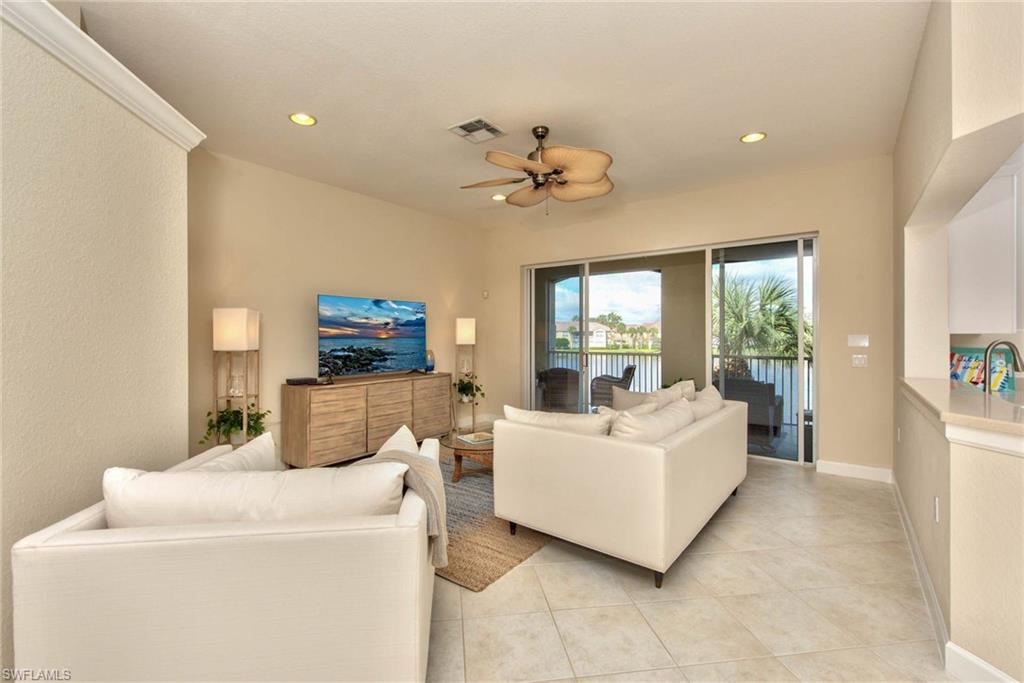 9657 Cypress Hammock Cir 202 Property Photo 8