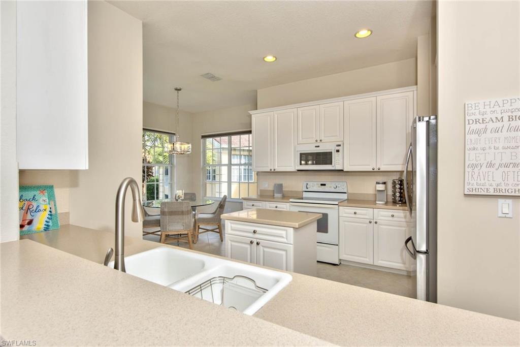 9657 Cypress Hammock Cir 202 Property Photo 14