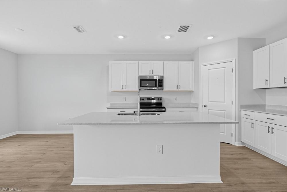 6753 Equinox Ln Property Photo 2