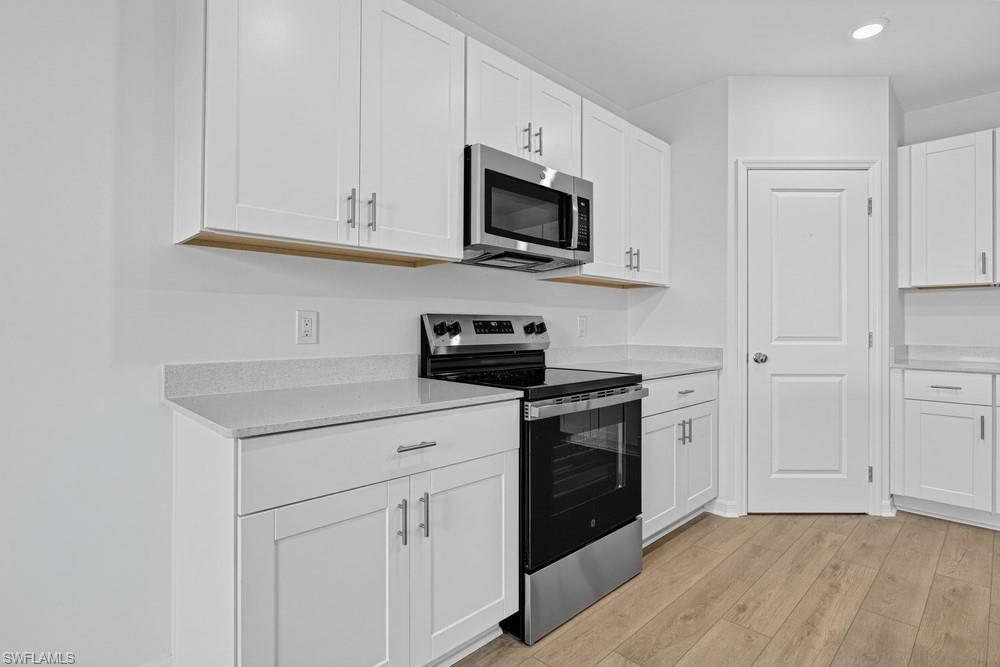 6753 Equinox Ln Property Photo 8