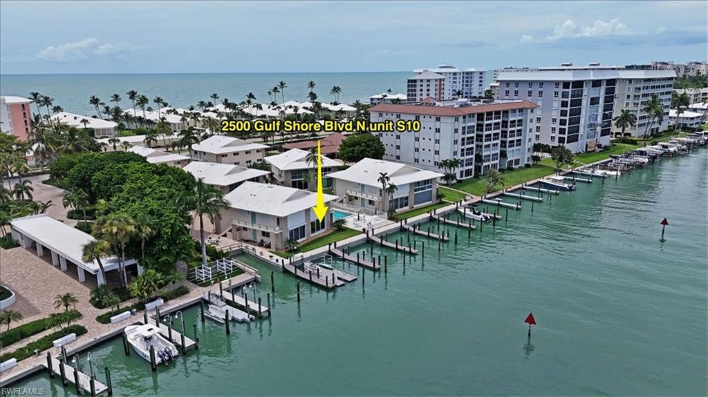 2500 Gulf Shore Blvd N S10 Property Photo 2